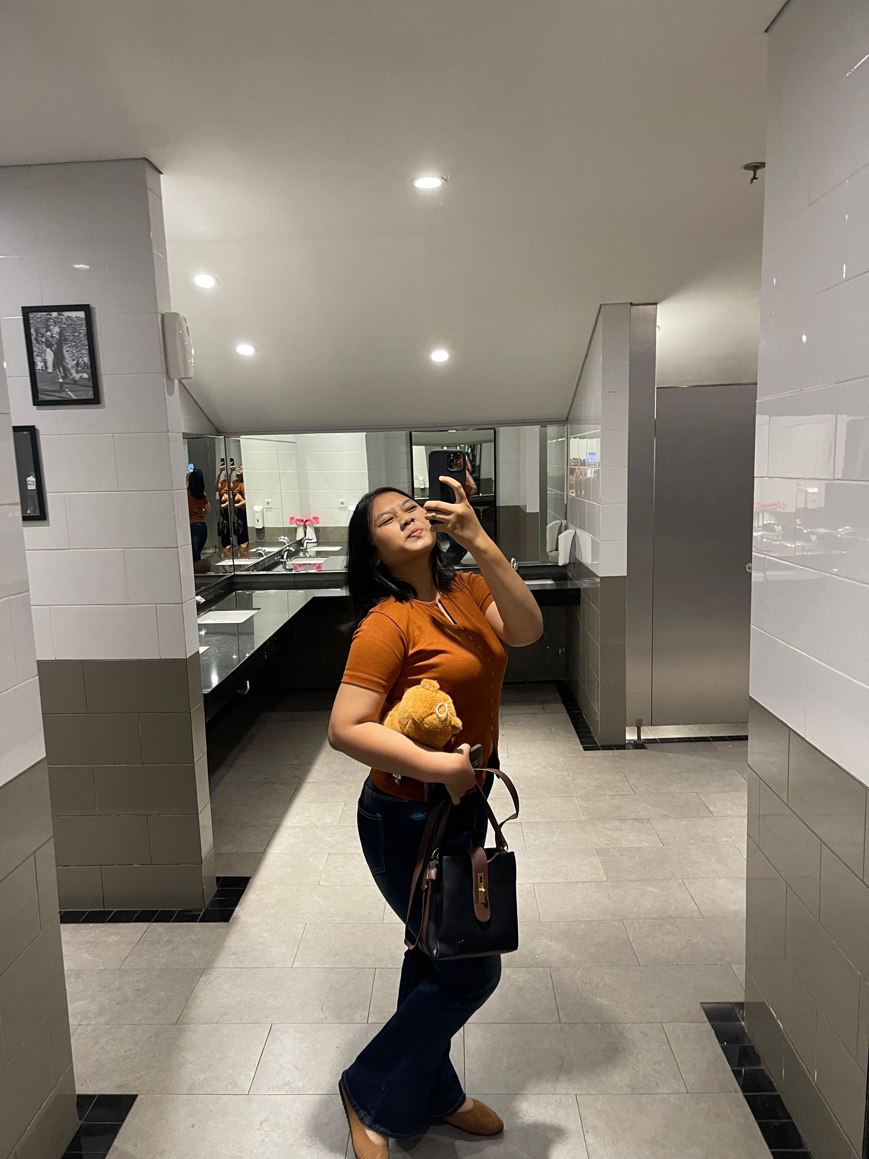 Foto AURA ECHANUR AURIGA